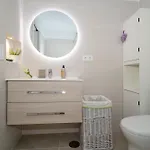 Apartment Newly Refurbished In Prime Location *