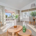 Newly Refurbished In Prime Location