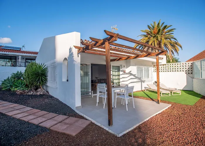 Newly Refurbished In Prime Location * 美洲海滩