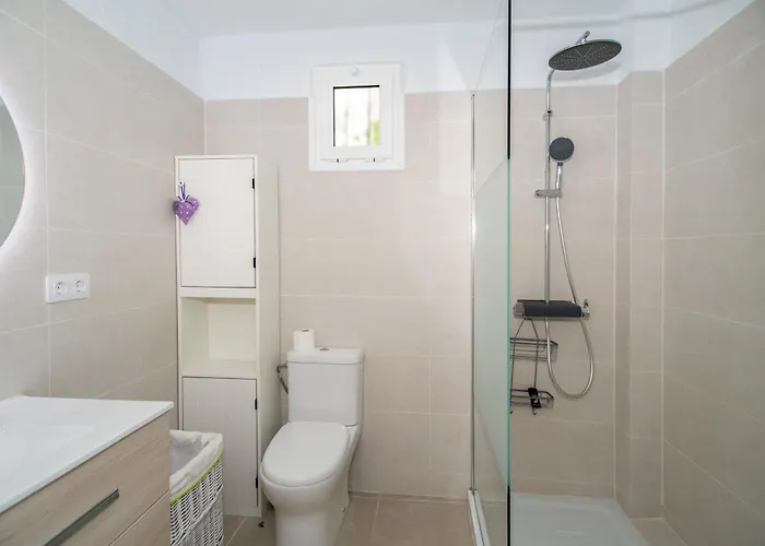 Newly Refurbished In Prime Location 美洲海滩